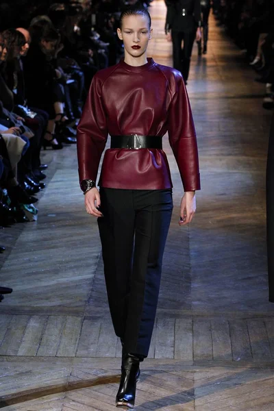 Look 5